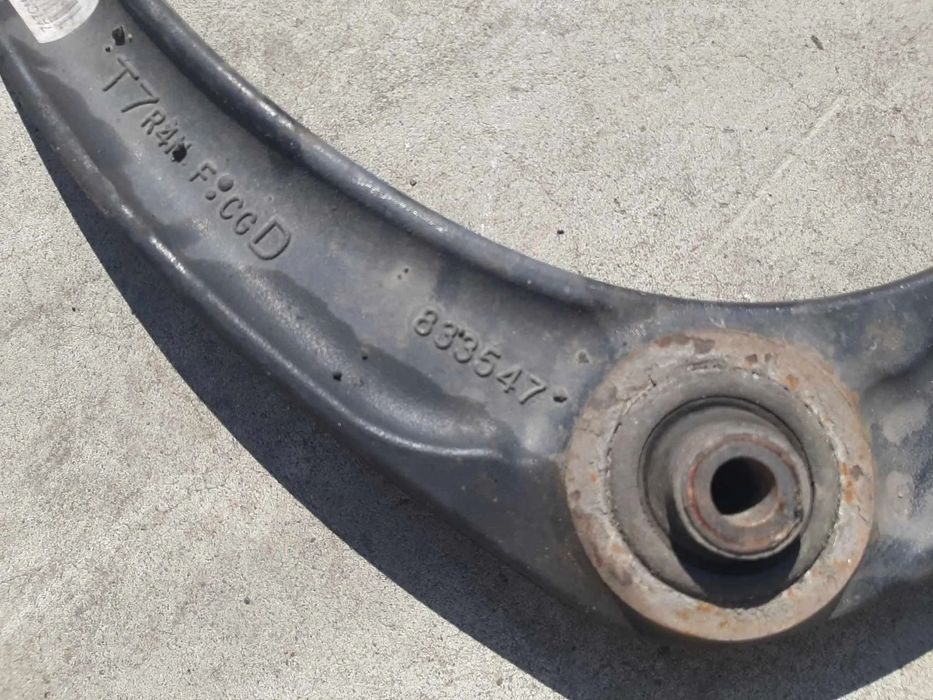 brat bascula dreapta fata citroen c4 2 b7 1.6 hdi  833547