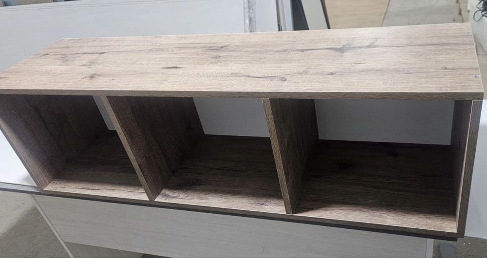 Полка настенная новая