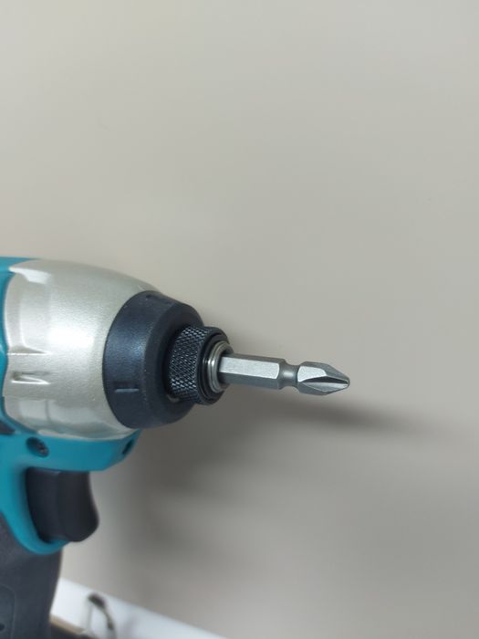 ПРОМОЦИЯ.Нов импакт Makita TD110D 12v