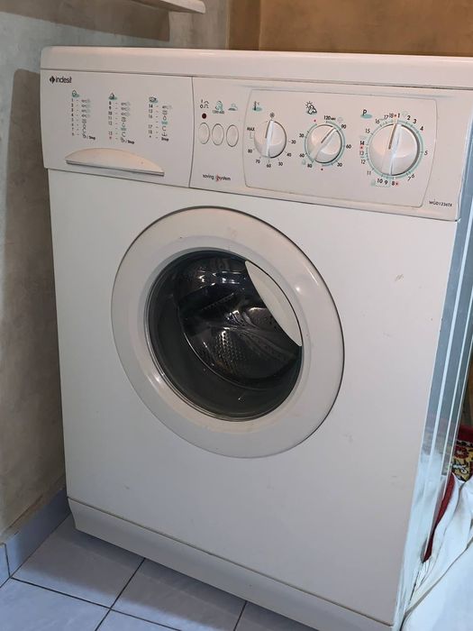 Стиральная машина Indesit