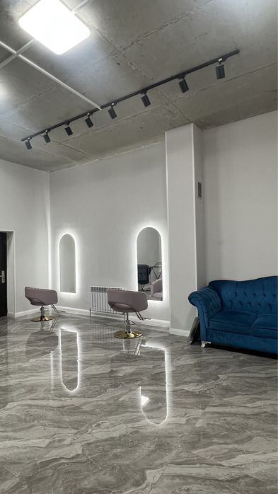 Сдам в аренду парикмахерские кресла