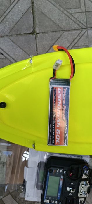 Лодка за захранка