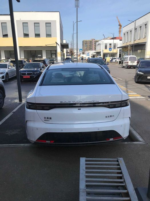 BYD Chazor Gibrid | Boshlang'ich 20% to'lov bilan 1-3 yilgacha