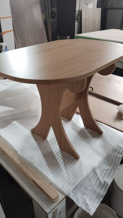 Журнальный столик