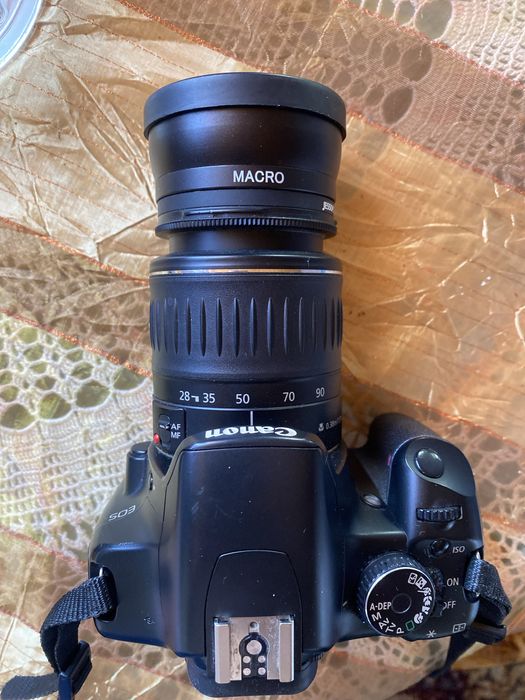 Фотоапарат Canon EOS 450D