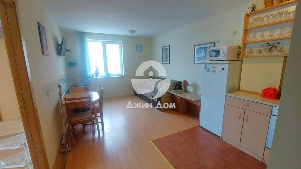Продава се Тристаен апартамент в к.к. Слънчев бряг - 90 кв.м за 945 €/кв.м - Снимка #1