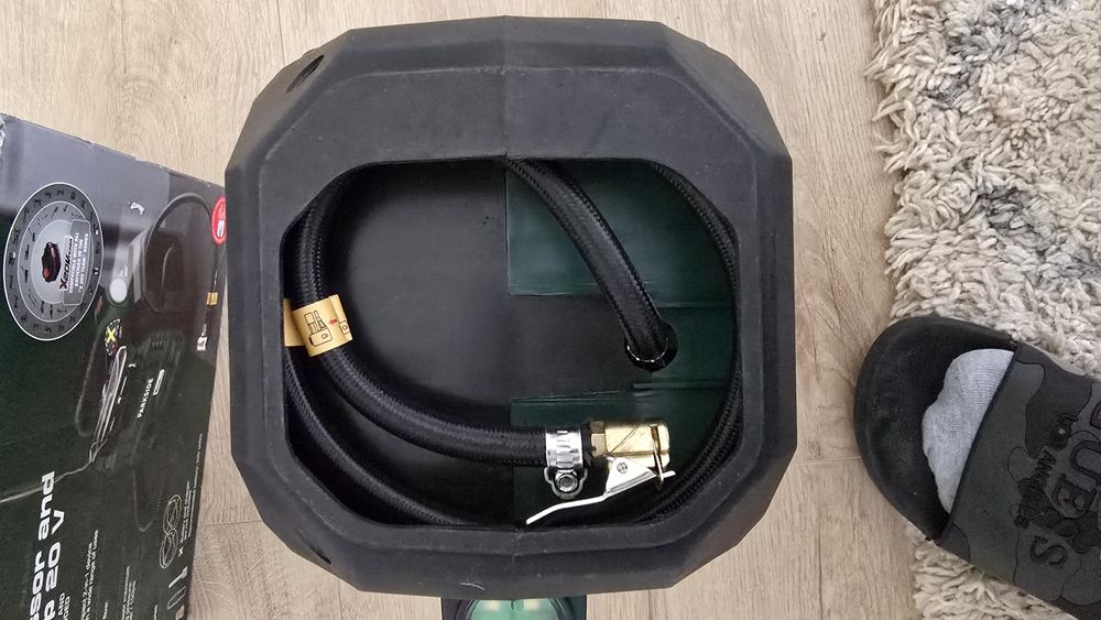 Компресор Parkside с X20V батерия