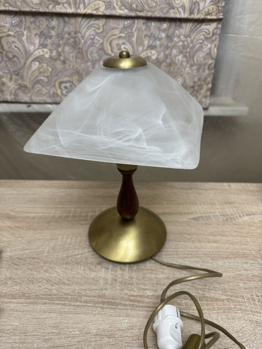 Продам светильник