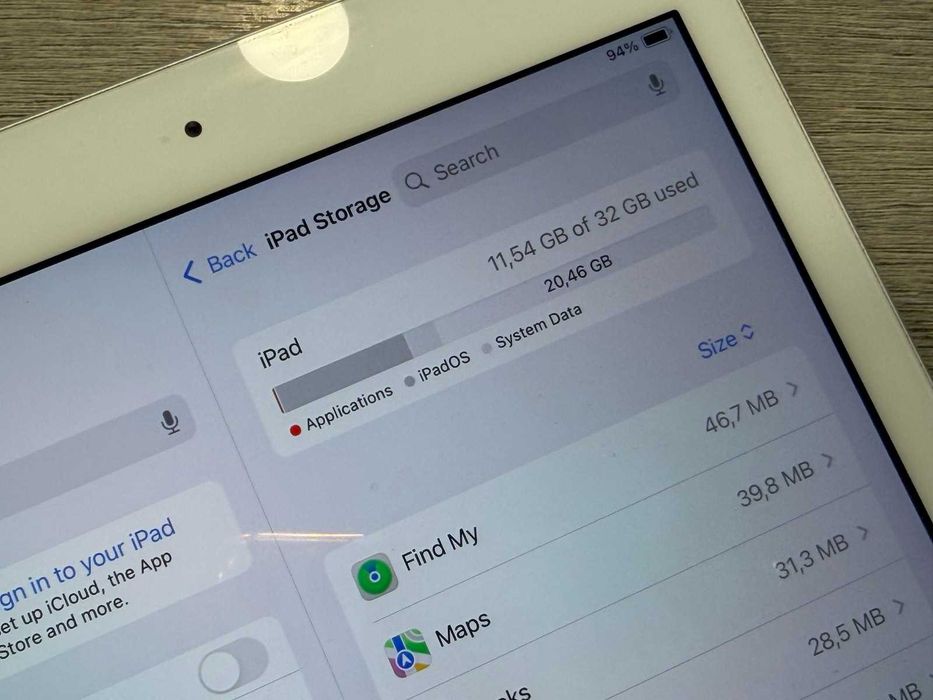 Apple iPad 6th Generation Wi-Fi 32GB