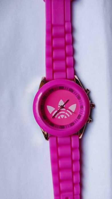Ceas Damă Quartz elegant, curea din silicon și afișaj analog