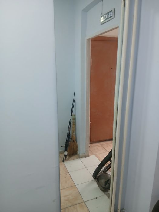 Два зеркала больших