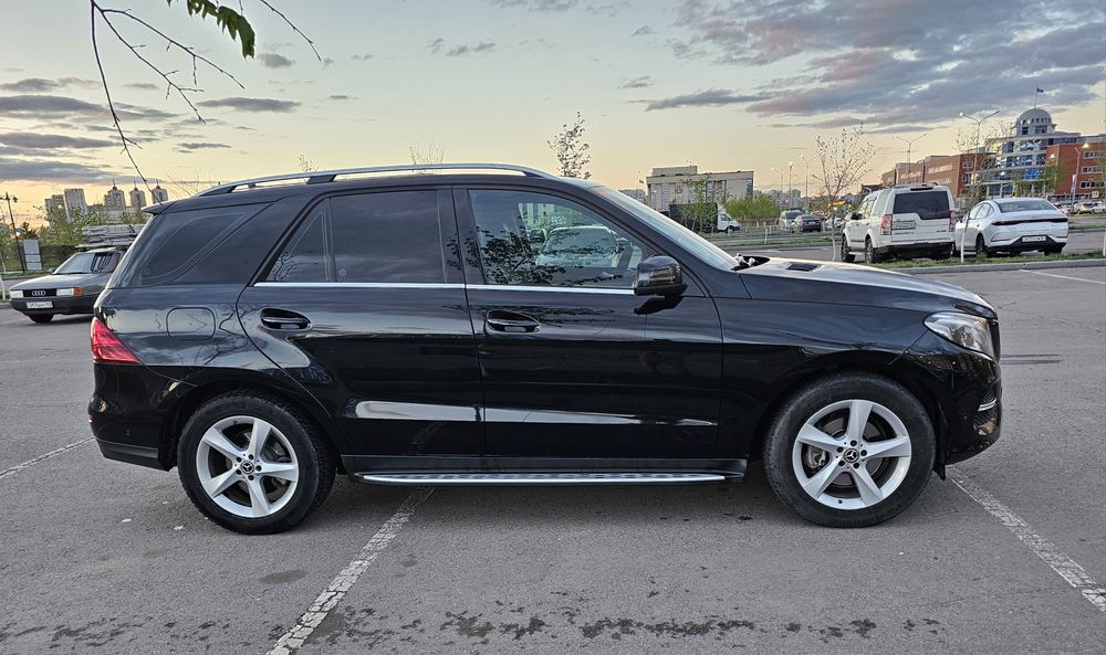 Продам мерседес gle 250 d