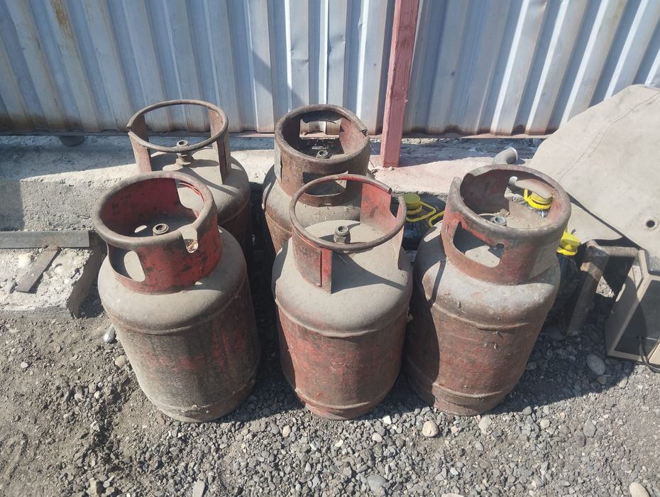 Продам газ балоны