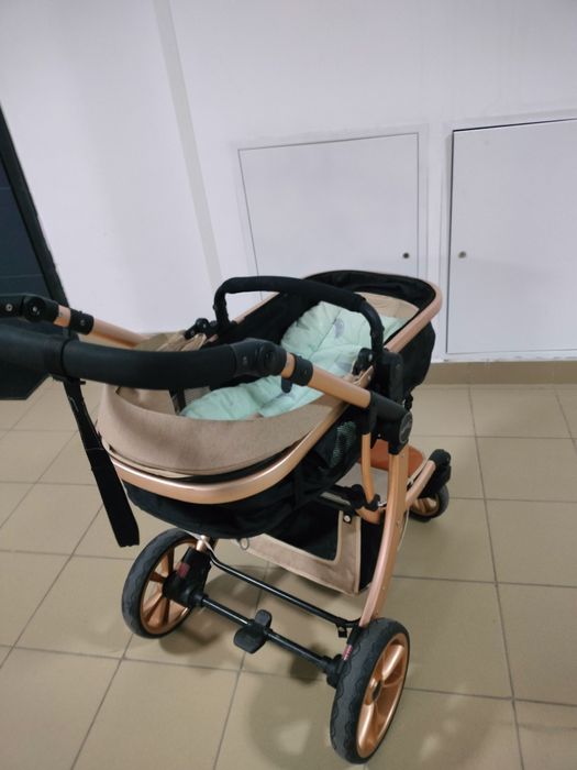 Продам отличную коляску (до трёх лет)