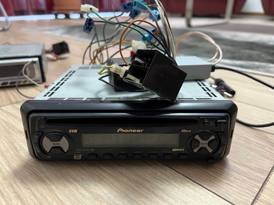 De vânzare lot casetofoane/CD playere auto — diverse mărci