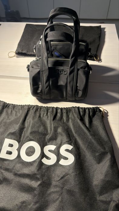 Hugo Boss Мини Чанта