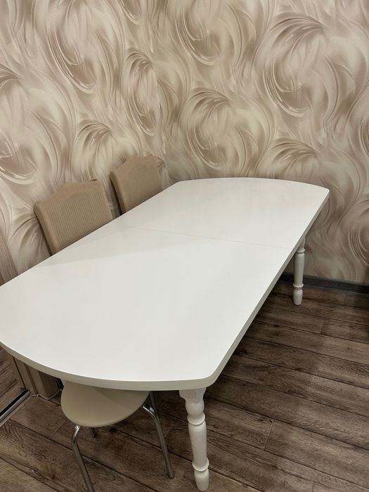 Продается стол раздвижной