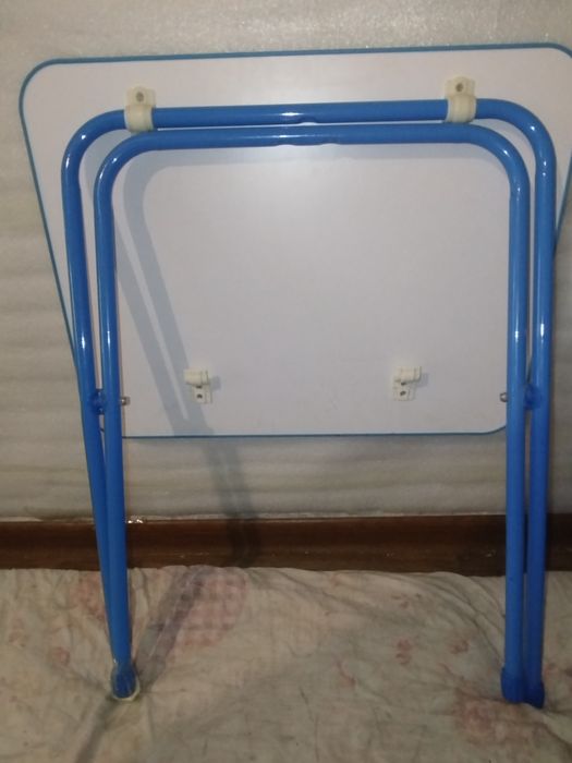 Детский столик для дошколят