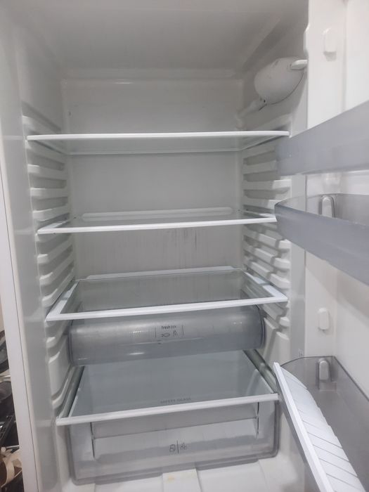 Холодильник отлично состояние