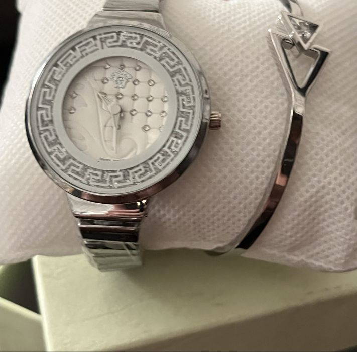 Продам набор Versace часы с браслетом