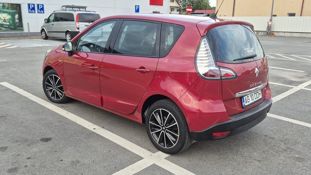 RENAULT Scenic 2012 — imagine 2