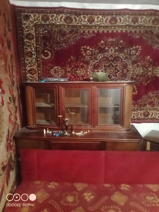 Сервант для посуды