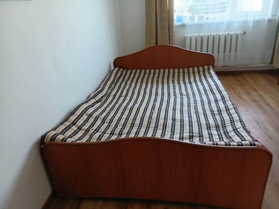 Пррдам кровать двух спальную бу