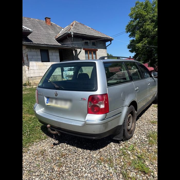 Vând Volkswagen Passat break