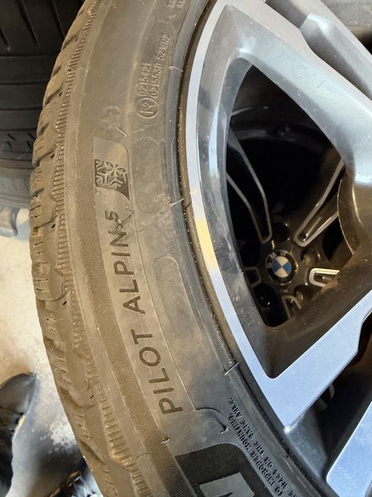 Roti complete iarna BMW M8