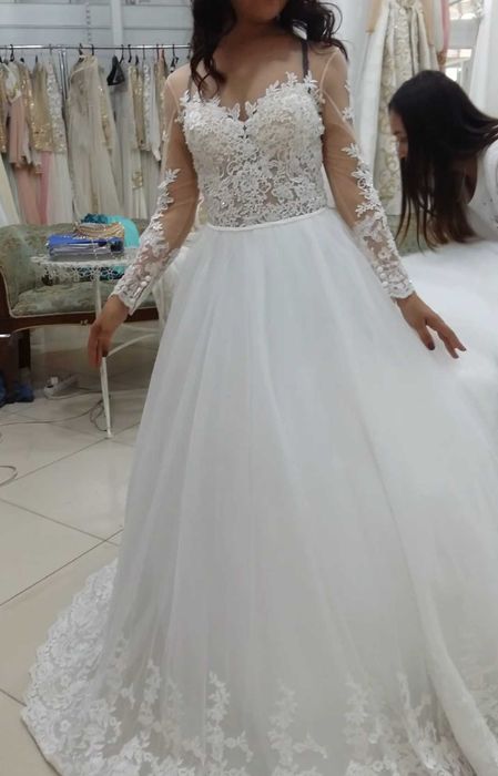 Свадебное платье