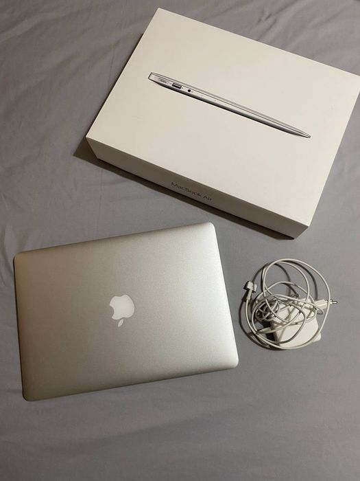 MacBook air 13, 2017 года