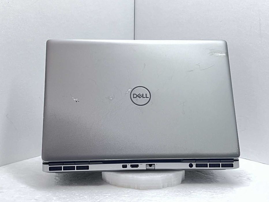 реновиран Mobile Workstation Dell Precision 7560 15.6" i7-11850H 32GB 1020GB клас А с Гаранция