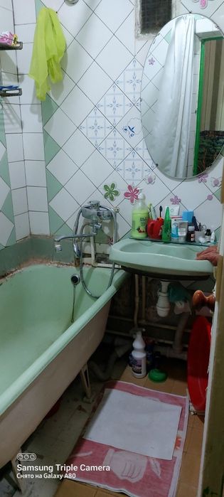 Срочно Продаётся Своя 2 комнатная квартира