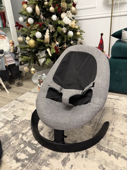 Balansoar bebe Nuna Leaf Grow+ arc cu jucarii originale- stare f buna