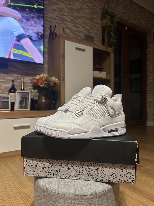 Jordan 4 Pure Money