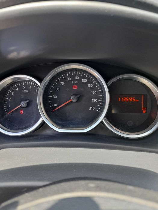 DACIA LOGAN 2018, benzină, capacitate cilindrică 898, ac, unic proprietar, 113595 km, închidere centralizata, geamuri față electrice, 6300 euro