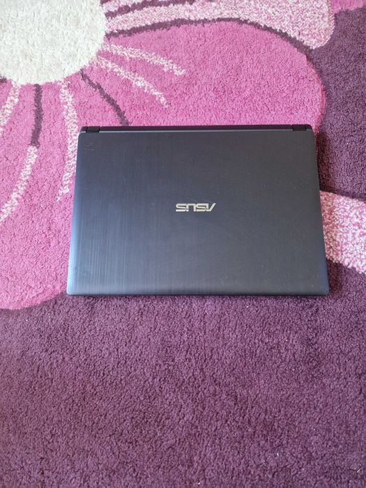 Asus Pro P1440FA