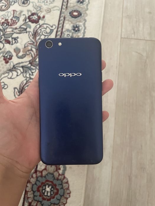 телефон Oppo A 83 продам на запчясти