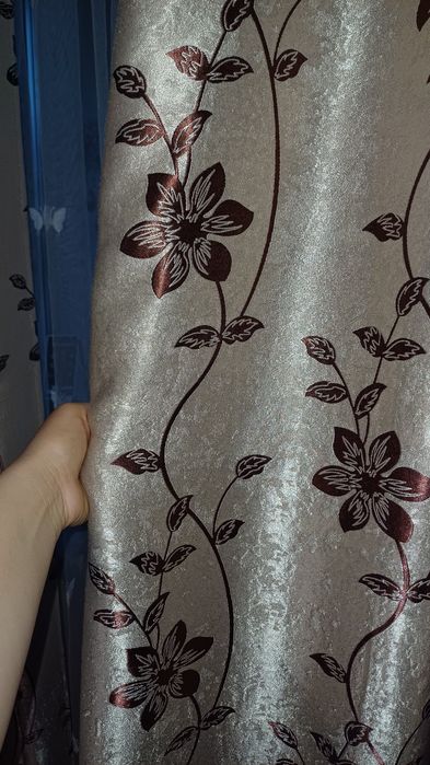 Set perdea cu draperii blackout!