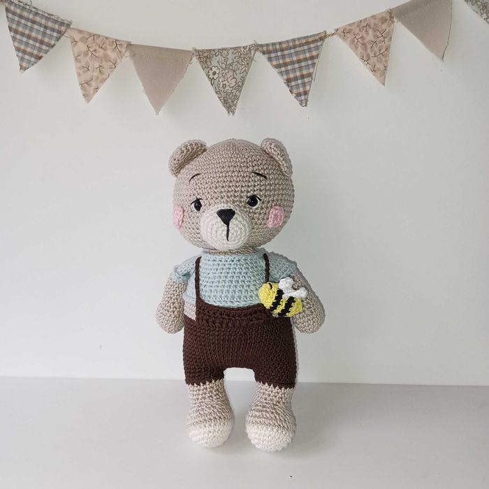 Плетено мече с пчеличка, плетени играчки, играчка ръчна изработка