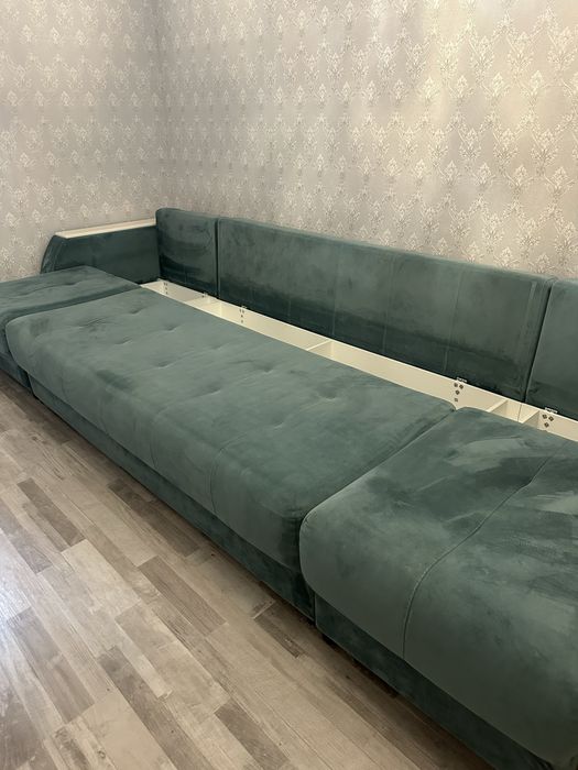 Продам раскладной большой диван
