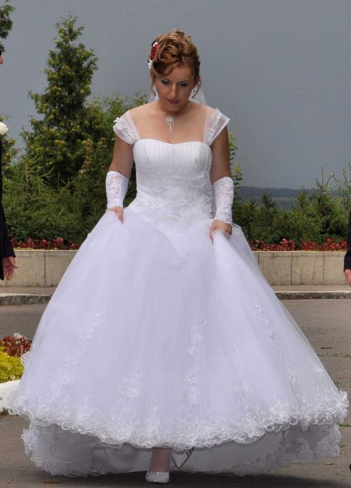 Rochie mireasa printesa