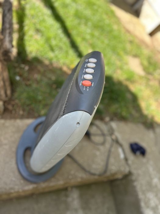 Radiator cu halogen