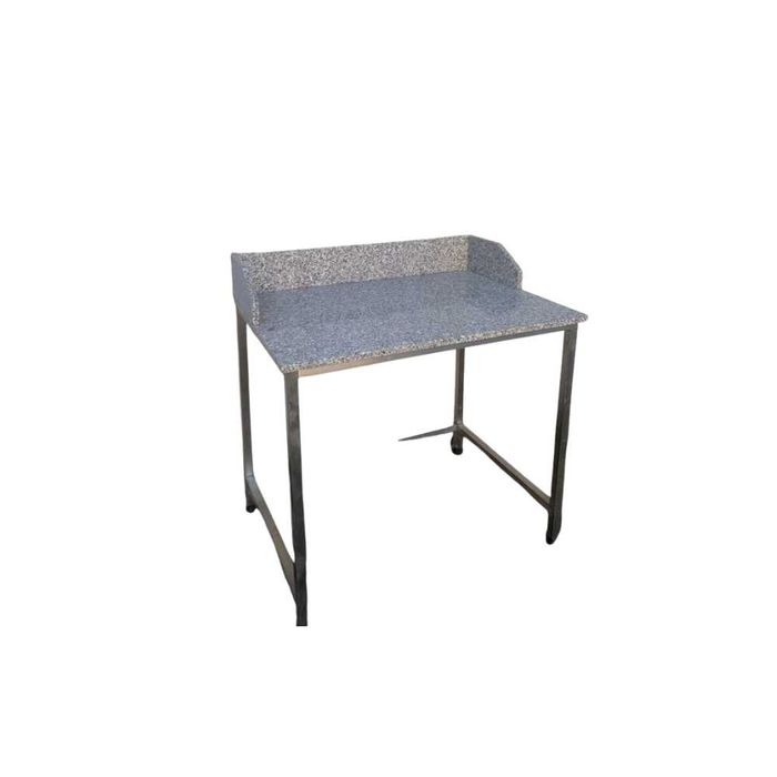 Маса гранитен плот / пица