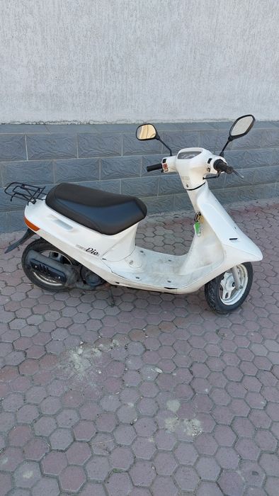 Продам скутер Honda Dio 18