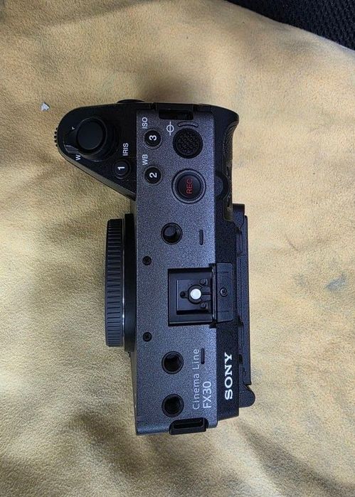 Fx30 cinema line kamerasi