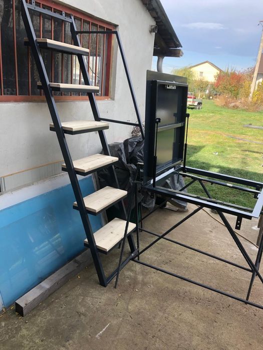 Scara de beci, Scara cu trepte zincate/lemn,Scari zincate