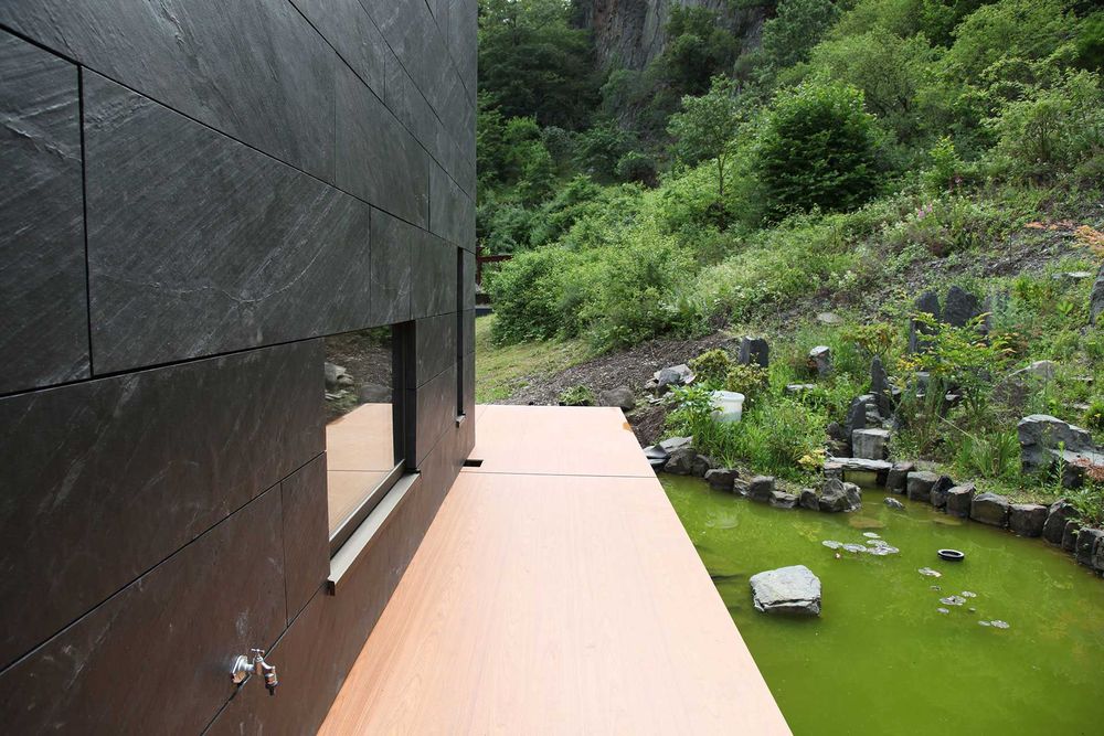 декор на фасад, фасадный камень, отделка фасада