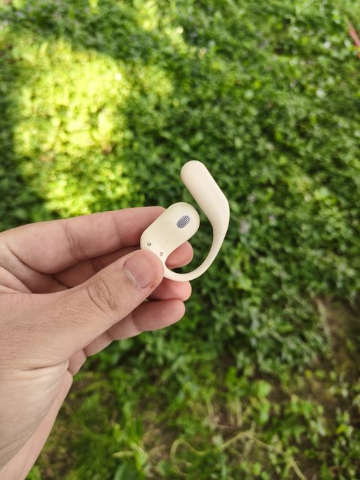 NOI Casti bluetooth open ear cu difuzoare 14.2 mm, autonomie 50 ore, culoare bej