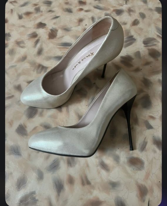 Туфли на каблуке